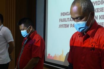 Polda Maluku tahan dua tersangka korupsi alkes di Dinkes Buru