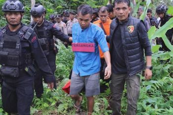 Polisi gelar rekonstruksi kasus pembunuhan gadis penjual gorengan