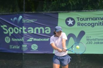 Dua unggulan putri Indonesia melaju ke perempat final ITF J30 Jakarta