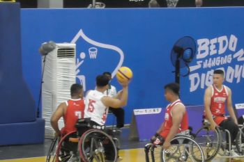 Basket kursi roda Peparnas XVII hadirkan tim Thailand sebagai mentor