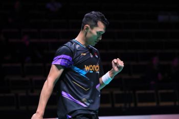 Jonatan lanjutkan perjuangan menuju 16 besar Arctic Open 2024