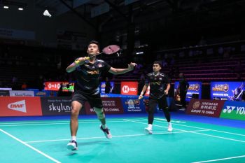 Leo/Bagas dan Ginting terhenti di babak pertama Artic Open