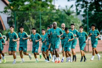 Persebaya tak ingin terlena puncaki klasemen